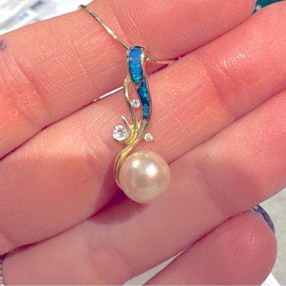 Pearl Factory Waterfall Pendant 14k Yellow Gold - Picture 2 of 5